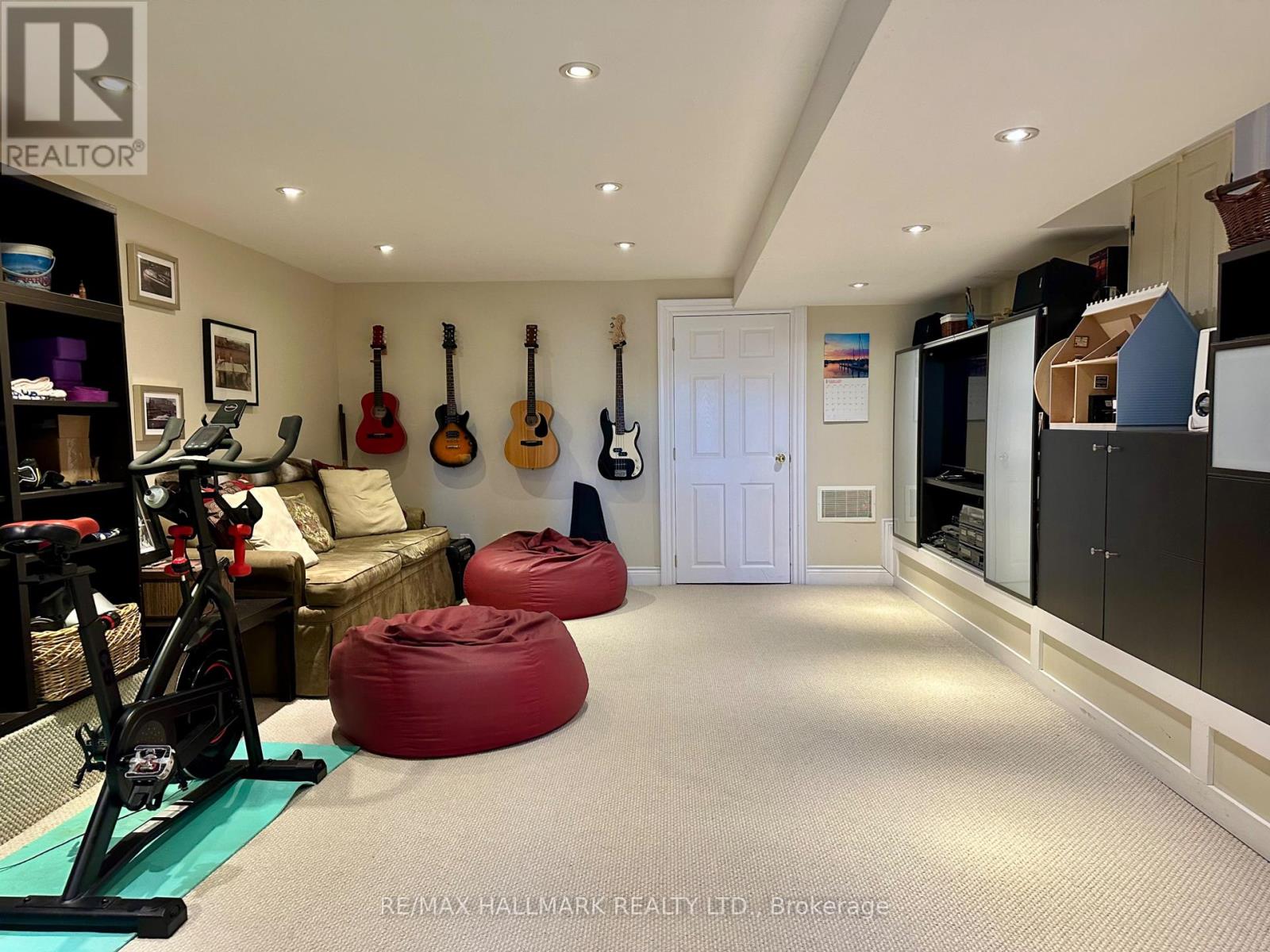 145 Castlefield Avenue, Toronto, Ontario  M4R 1G6 - Photo 13 - C13119116