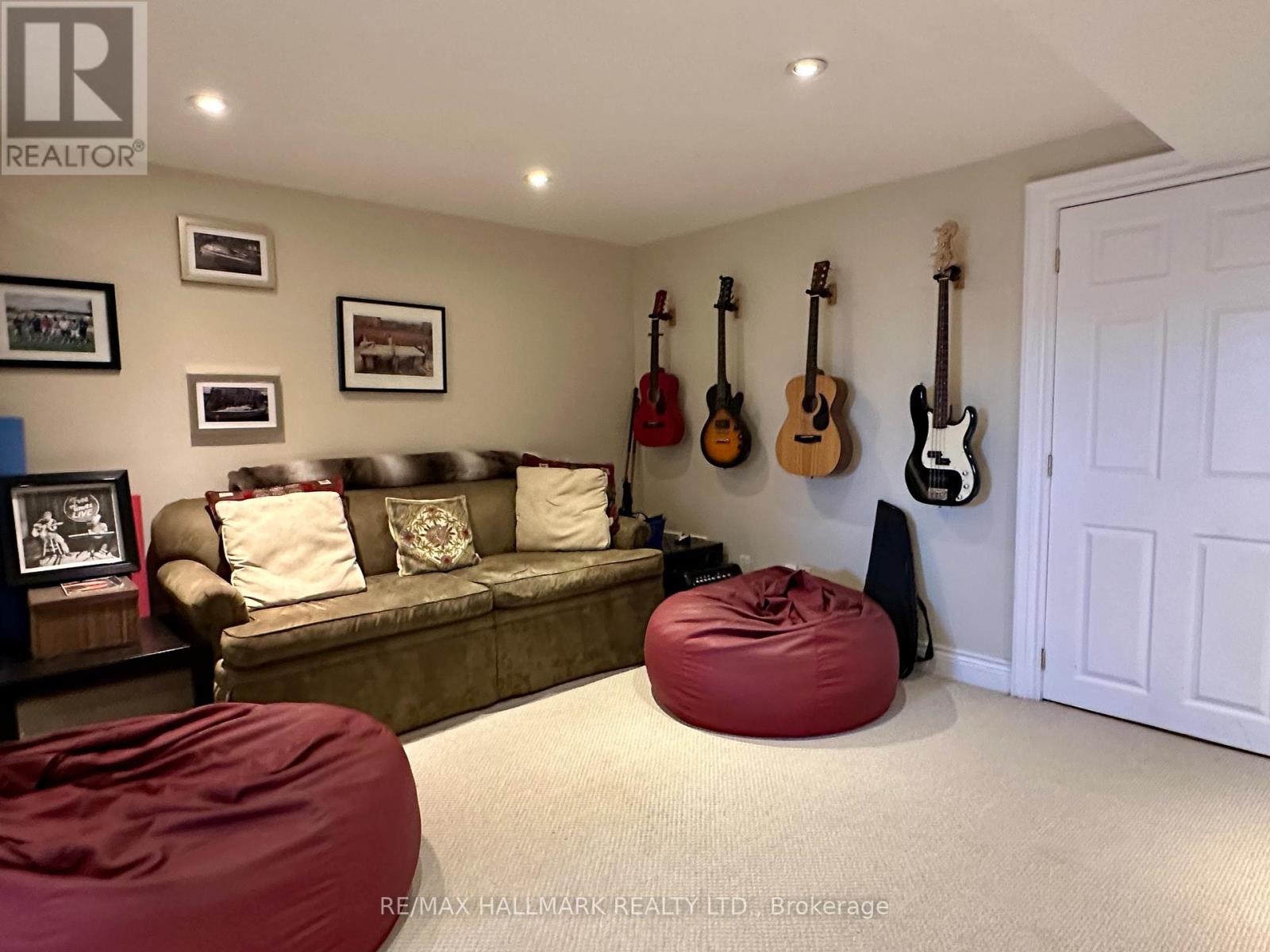 145 Castlefield Avenue, Toronto, Ontario  M4R 1G6 - Photo 14 - C13119116