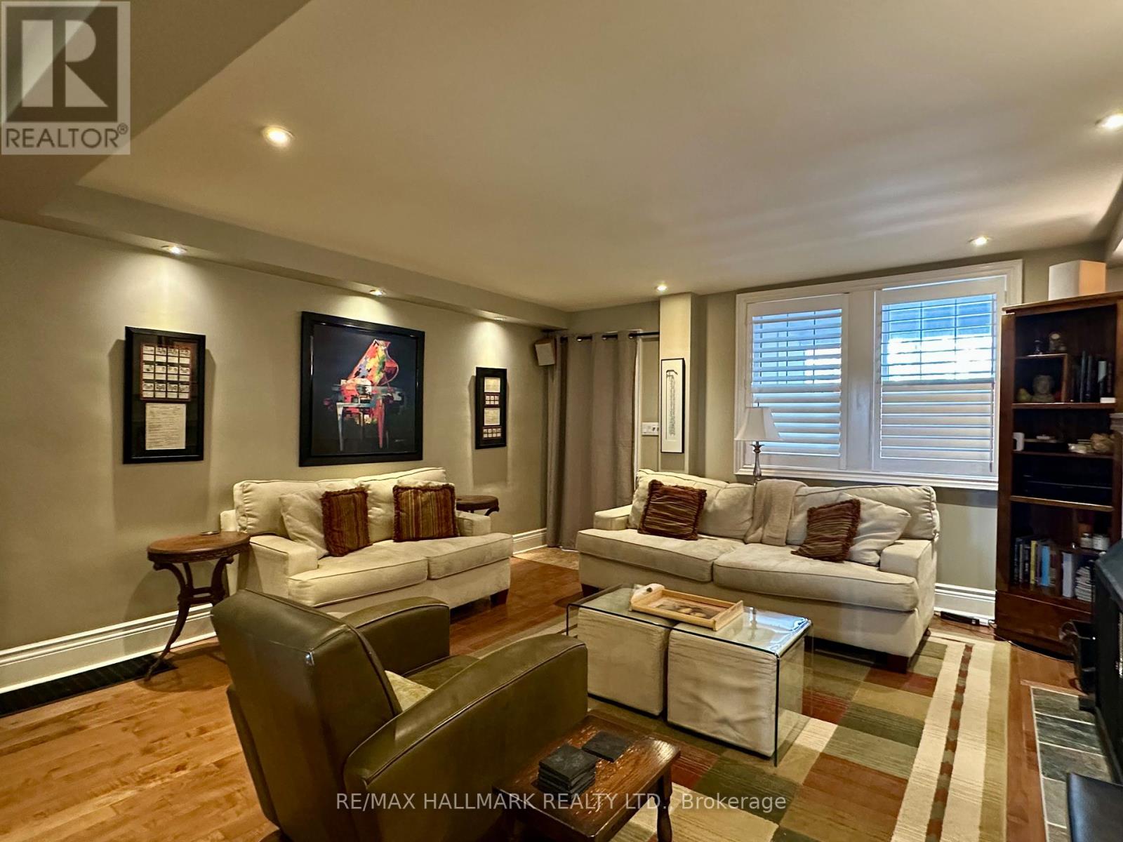 145 Castlefield Avenue, Toronto, Ontario  M4R 1G6 - Photo 5 - C13119116