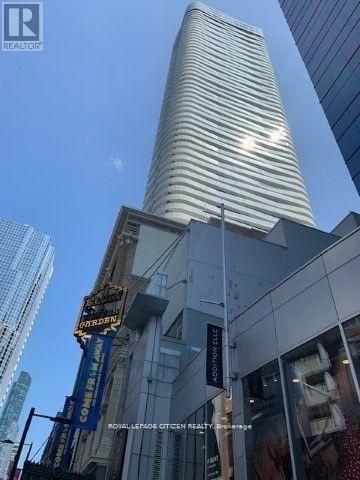 4104 - 197 Yonge Street, Toronto, Ontario  M5B 0C4 - Photo 1 - C13119144
