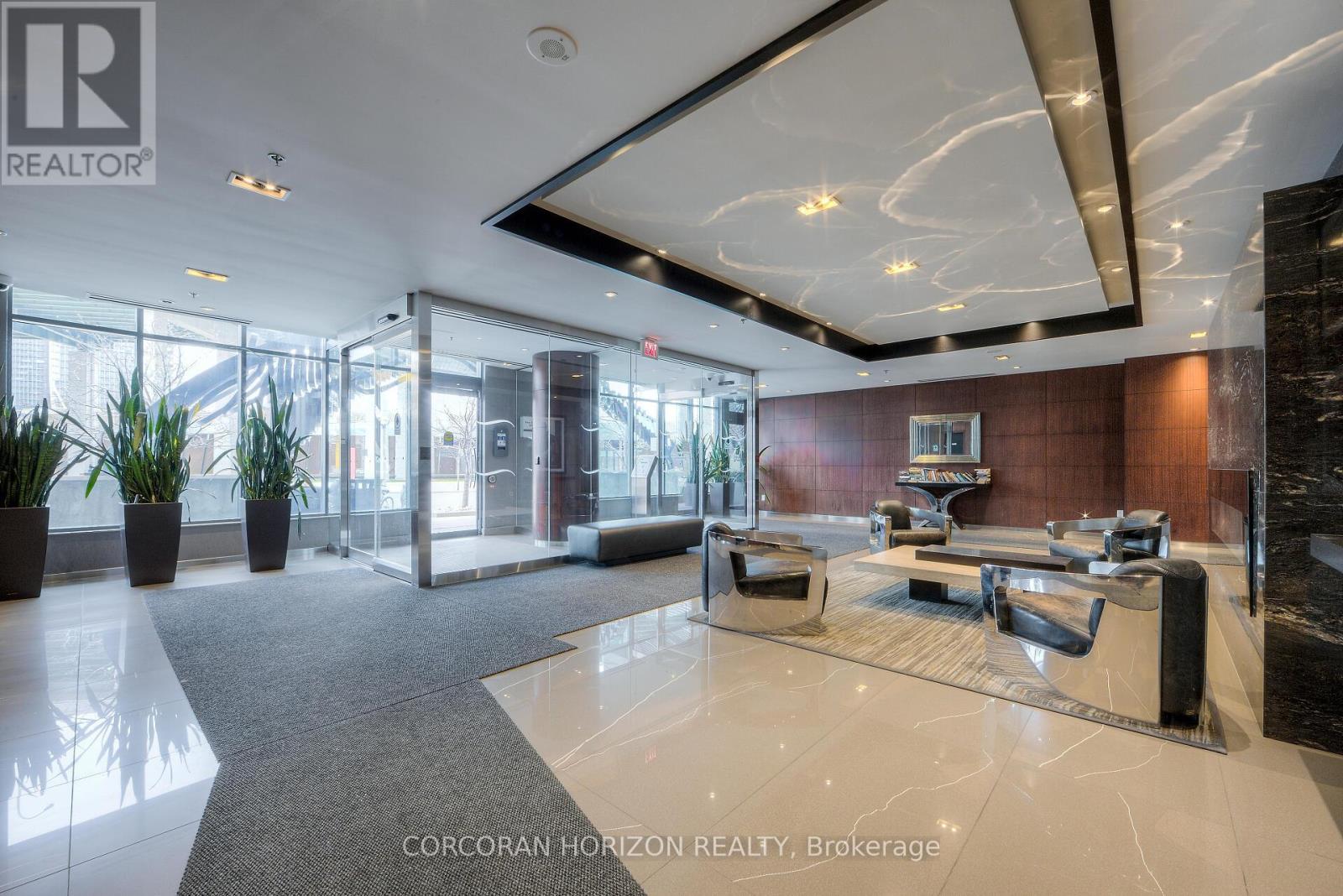 2108 - 231 Fort York Boulevard, Toronto, Ontario  M5V 1B2 - Photo 4 - C13119160