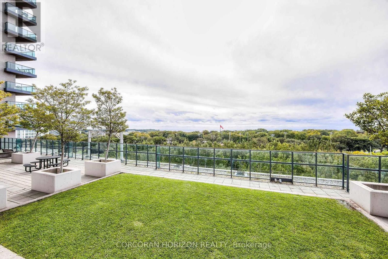 2108 - 231 Fort York Boulevard, Toronto, Ontario  M5V 1B2 - Photo 44 - C13119160
