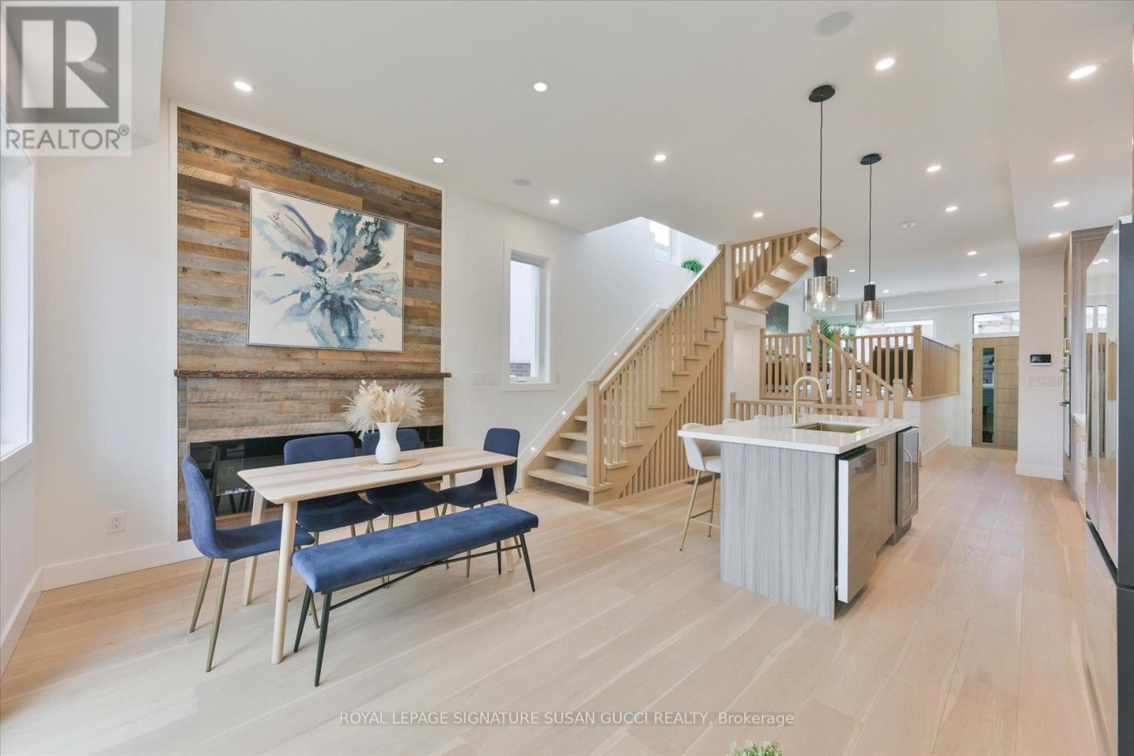 223 Queensdale Avenue, Toronto, Ontario  M4C 2B1 - Photo 10 - E13119026