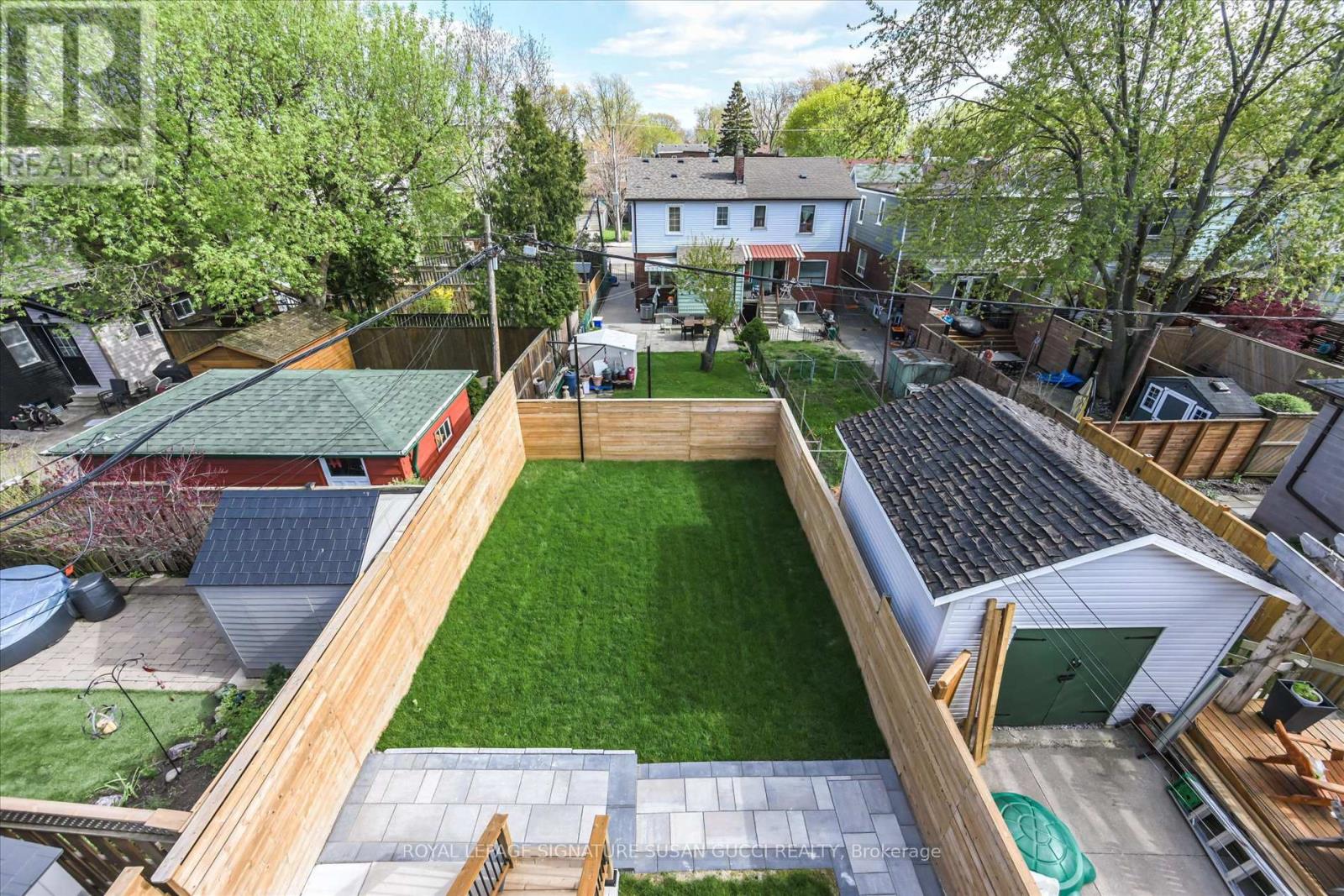 223 Queensdale Avenue, Toronto, Ontario  M4C 2B1 - Photo 27 - E13119026