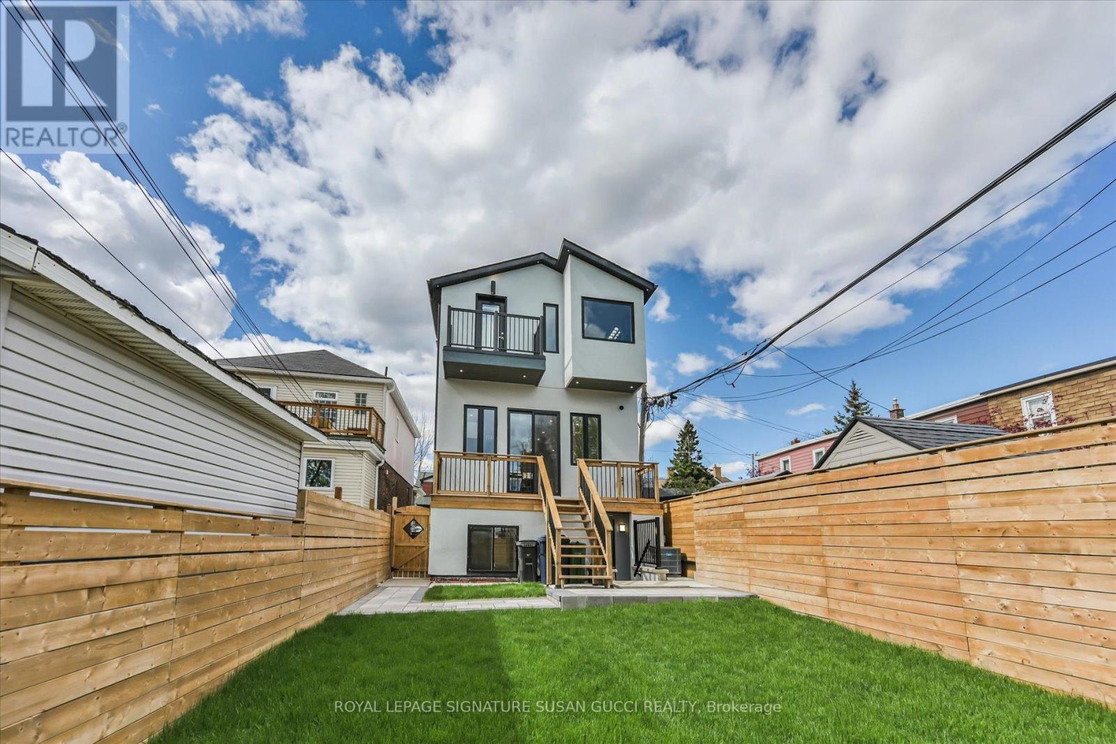 223 Queensdale Avenue, Toronto, Ontario  M4C 2B1 - Photo 42 - E13119026