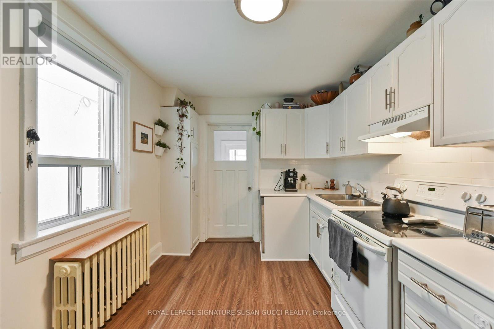 31 Lesmount Avenue, Toronto, Ontario  M4J 3V5 - Photo 13 - E13119118