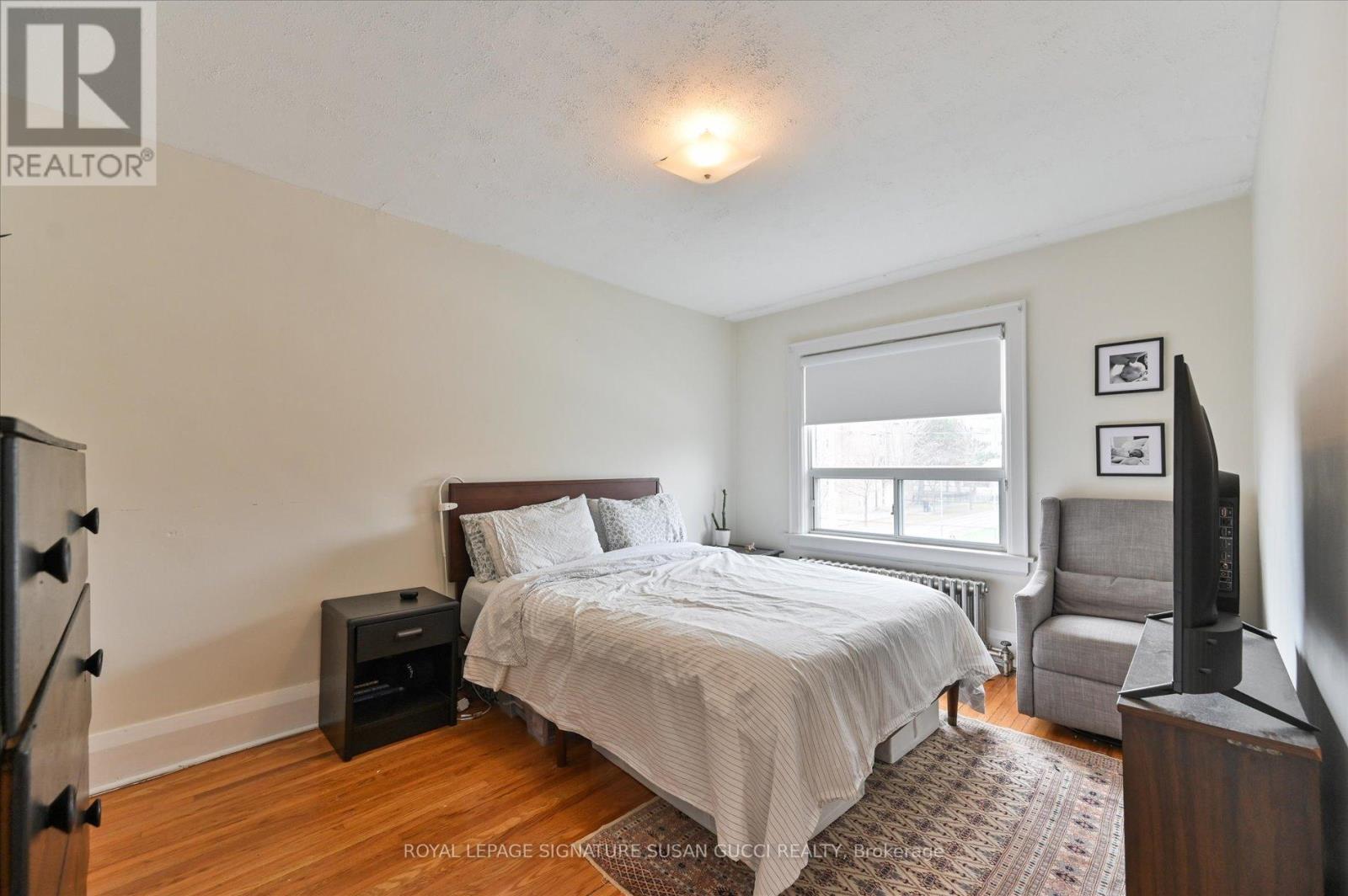 31 Lesmount Avenue, Toronto, Ontario  M4J 3V5 - Photo 17 - E13119118