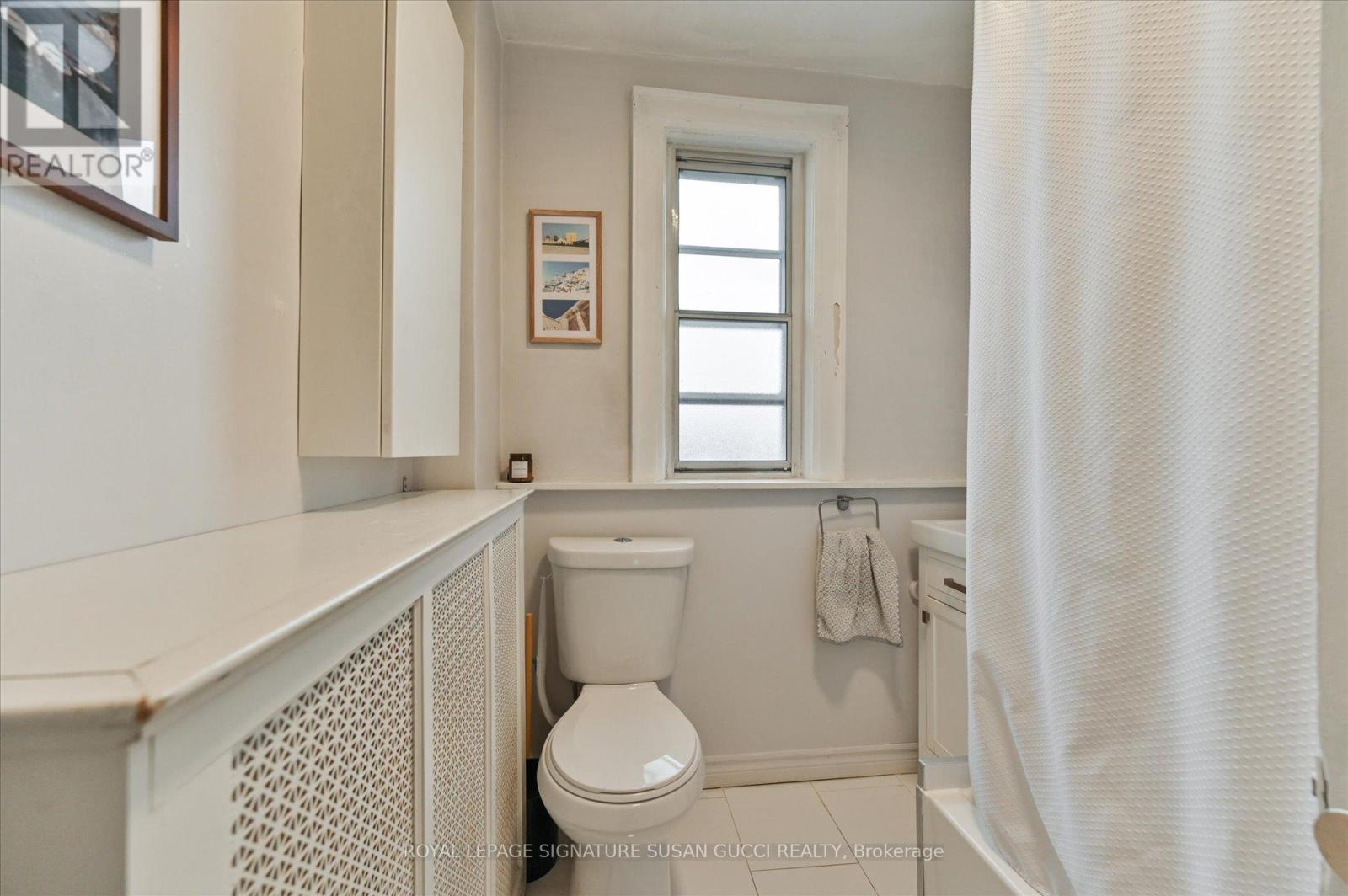 31 Lesmount Avenue, Toronto, Ontario  M4J 3V5 - Photo 21 - E13119118