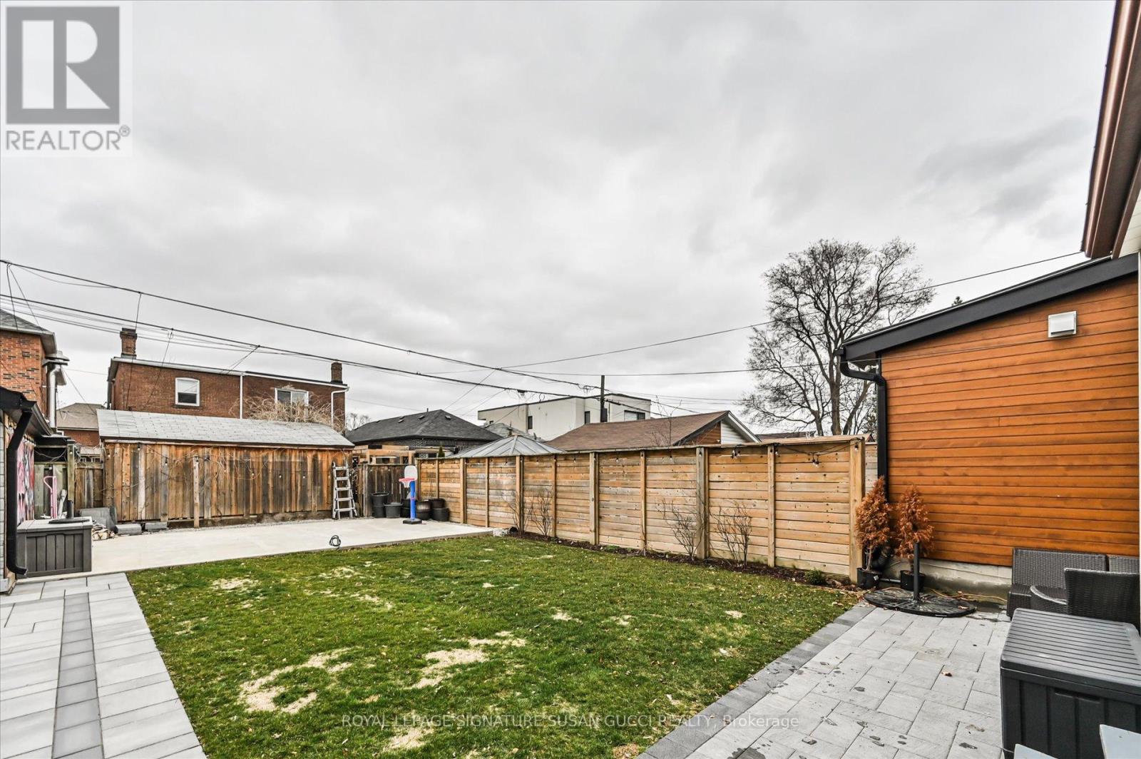 31 Lesmount Avenue, Toronto, Ontario  M4J 3V5 - Photo 23 - E13119118