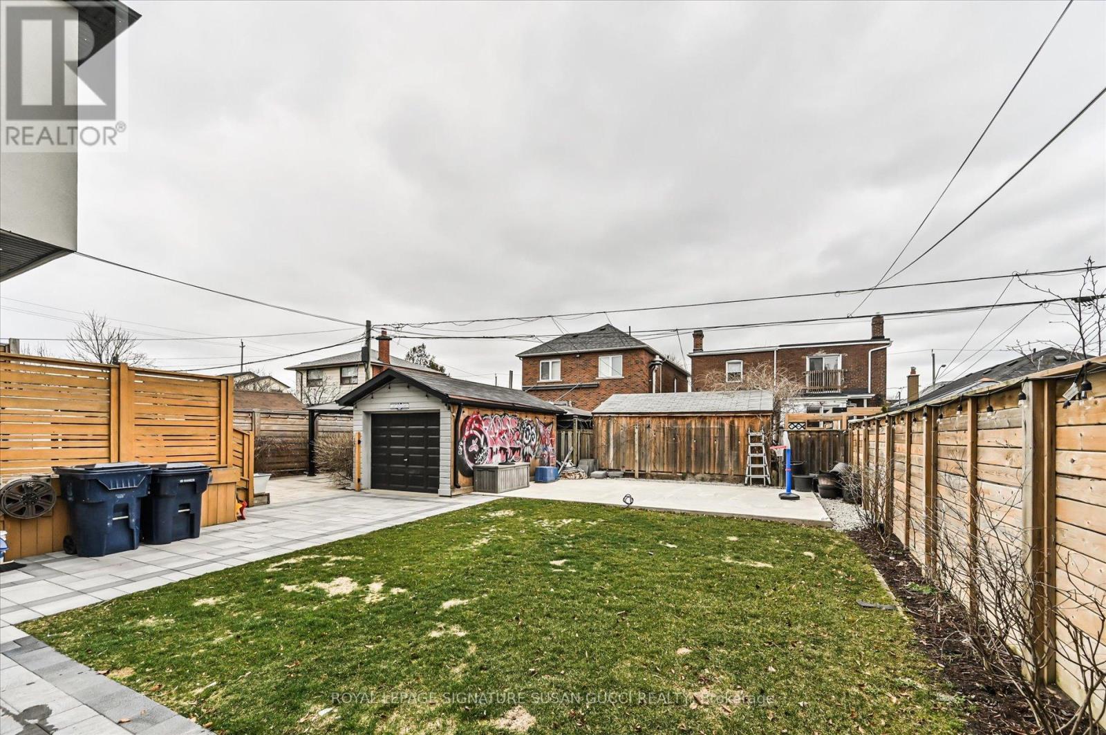 31 Lesmount Avenue, Toronto, Ontario  M4J 3V5 - Photo 24 - E13119118