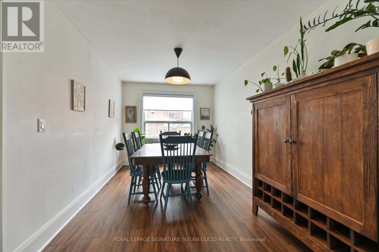 31 Lesmount Avenue, Toronto, Ontario  M4J 3V5 - Photo 9 - E13119118