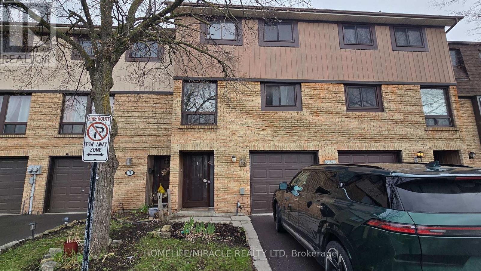 42 - 221 Ormond Drive, Oshawa, Ontario  L1G 6T7 - Photo 1 - E13119120