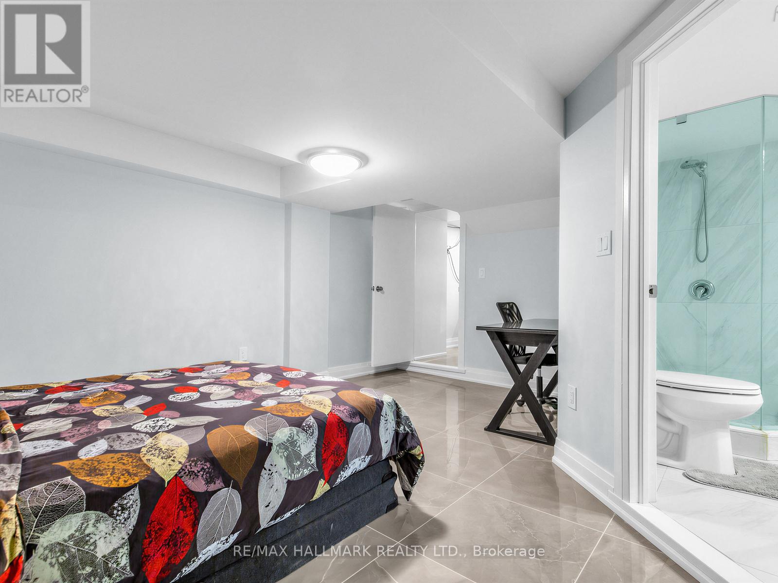 434 Victoria Park Avenue, Toronto, Ontario  M4E 3T2 - Photo 18 - E13119158