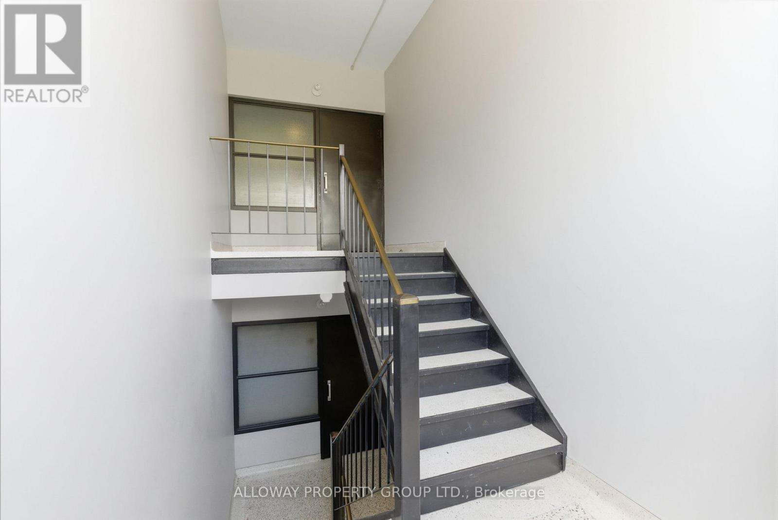 102 Front Street E, Whitby, Ontario  L1N 1A1 - Photo 12 - E13119212