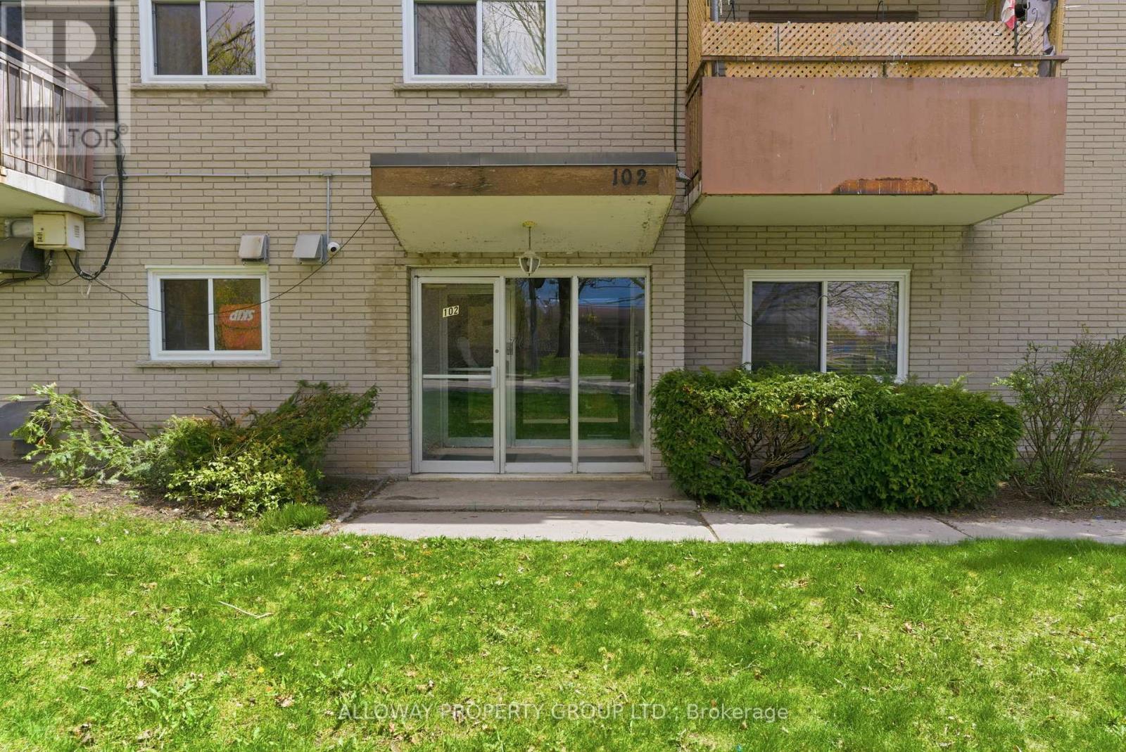 102 Front Street E, Whitby, Ontario  L1N 1A1 - Photo 3 - E13119212