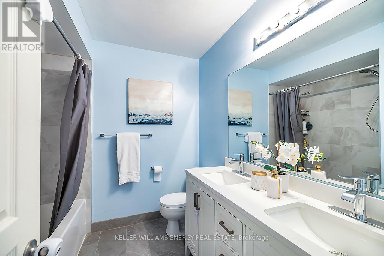 16 - 1790 Finch Avenue, Pickering, Ontario  L1V 0A1 - Photo 38 - E13119226