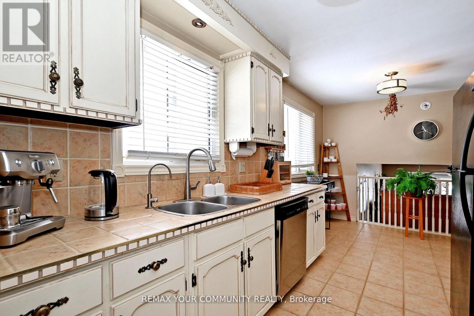 56 James Street, Bradford West Gwillimbury, Ontario  L3Z 2B4 - Photo 21 - N13119090