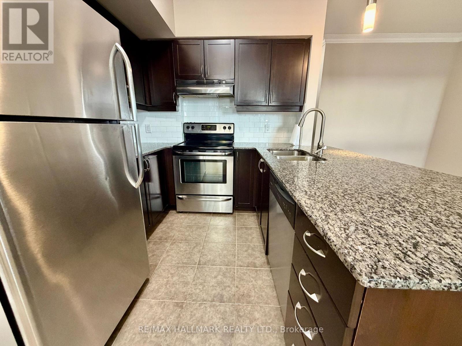 909 - 7730 Kipling Avenue, Vaughan, Ontario  L4L 1Y9 - Photo 3 - N13119198