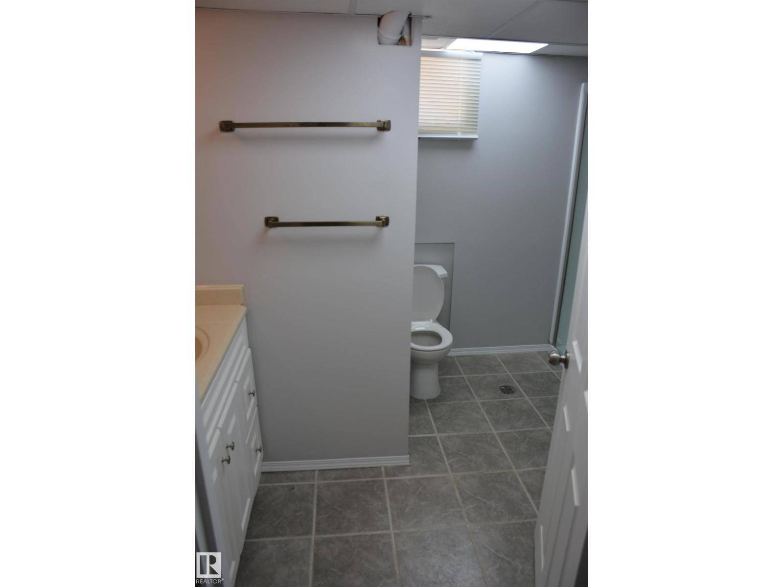 5506 56 St, Barrhead, Alberta  T7N 1C6 - Photo 38 - E4474397