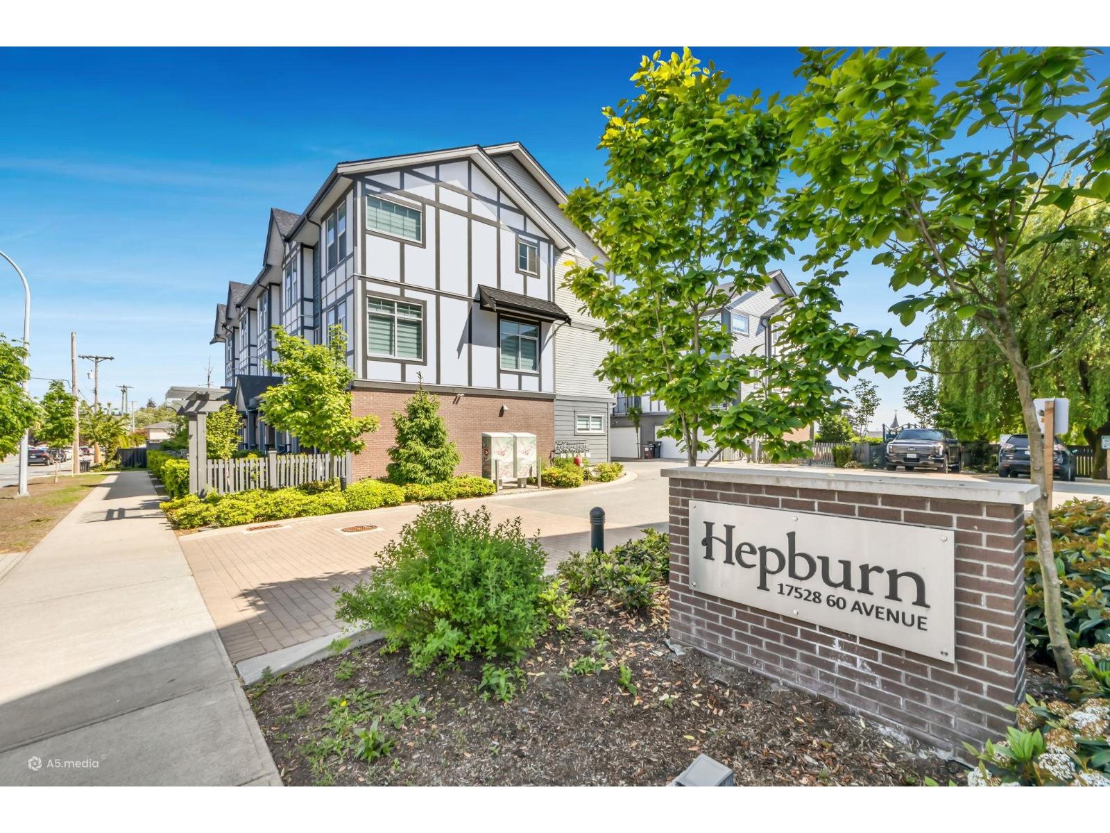 4 17528 60 Avenue, Surrey, British Columbia  V3S 1T8 - Photo 2 - R3109934