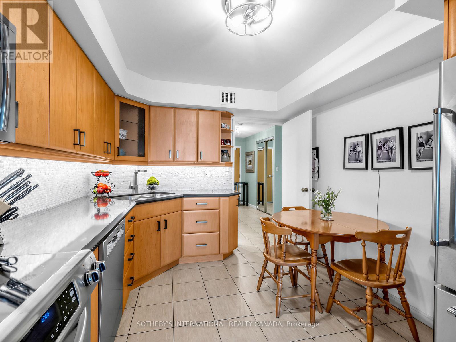 Th. 2 - 188 Spadina Avenue, Toronto, Ontario  M5T 3A4 - Photo 12 - C13118608