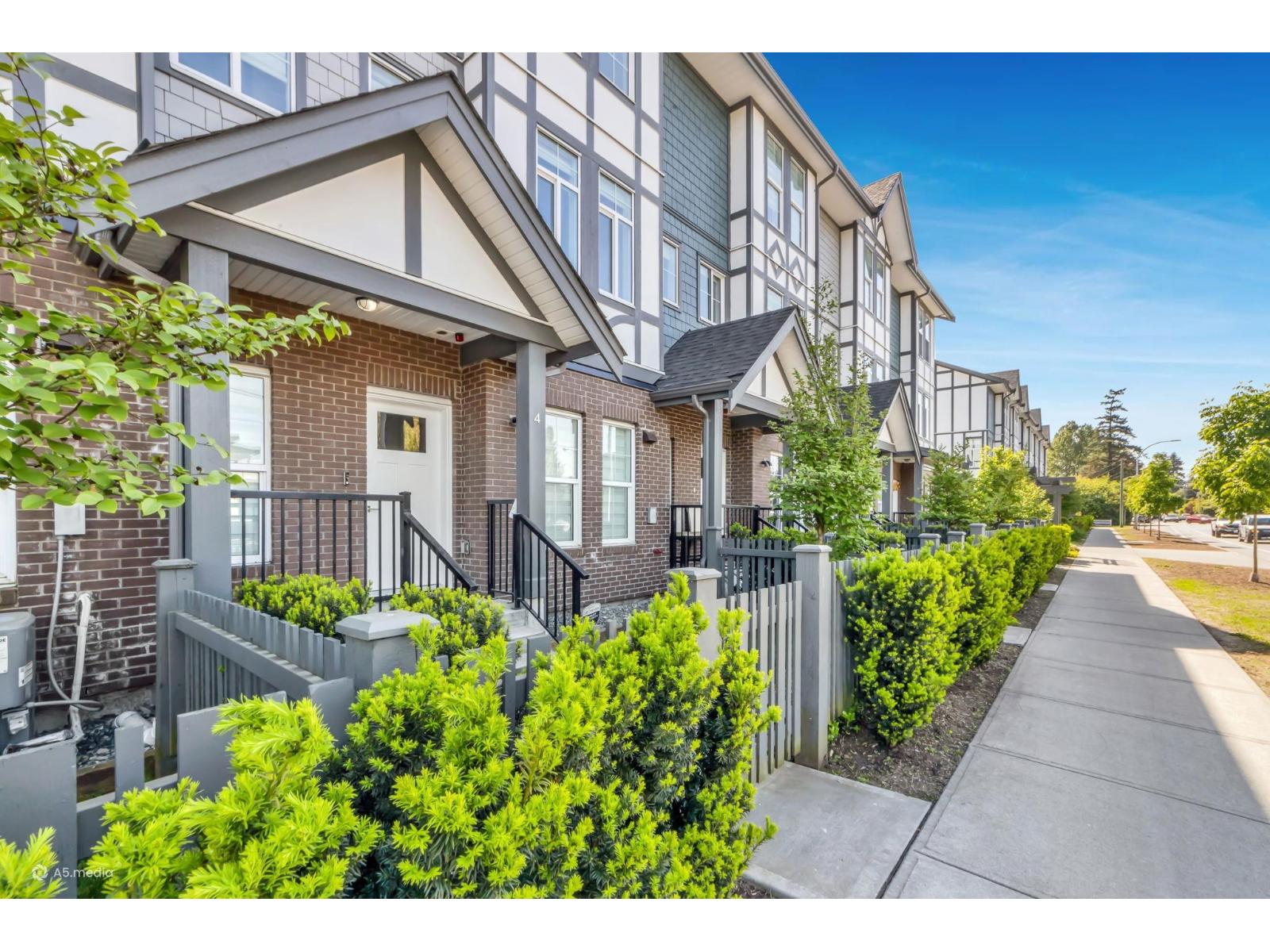 4 17528 60 Avenue, Surrey, British Columbia  V3S 1T8 - Photo 3 - R3109934