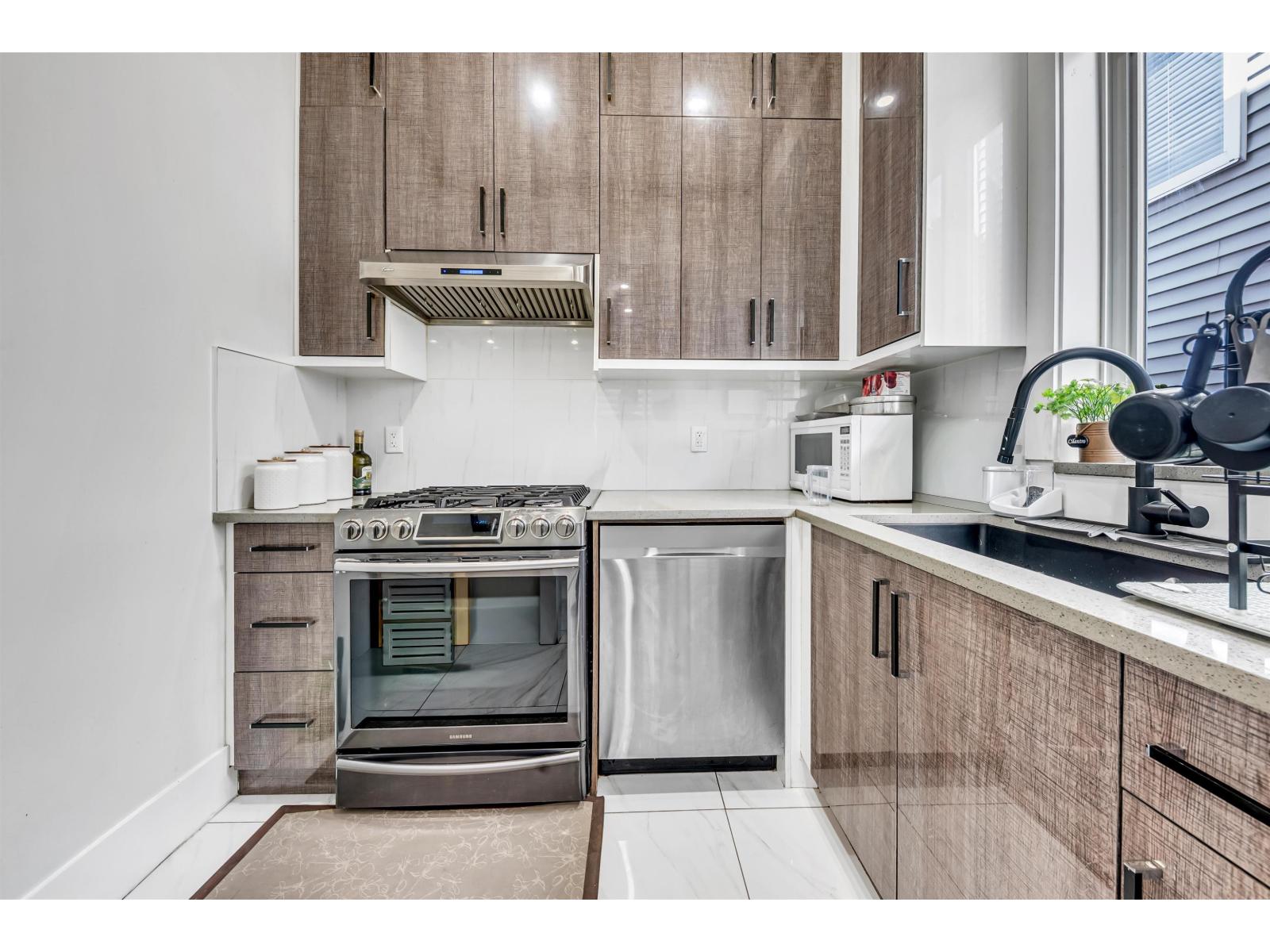 14922 62a Avenue, Surrey, British Columbia  V3S 2X1 - Photo 12 - R3122460
