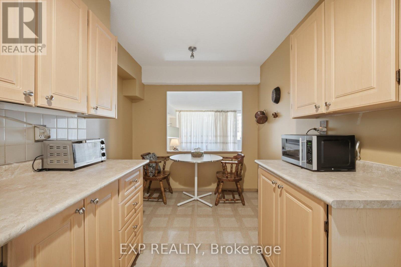 205 - 270 Scarlett Road, Toronto, Ontario  M6N 4X7 - Photo 13 - W13119028
