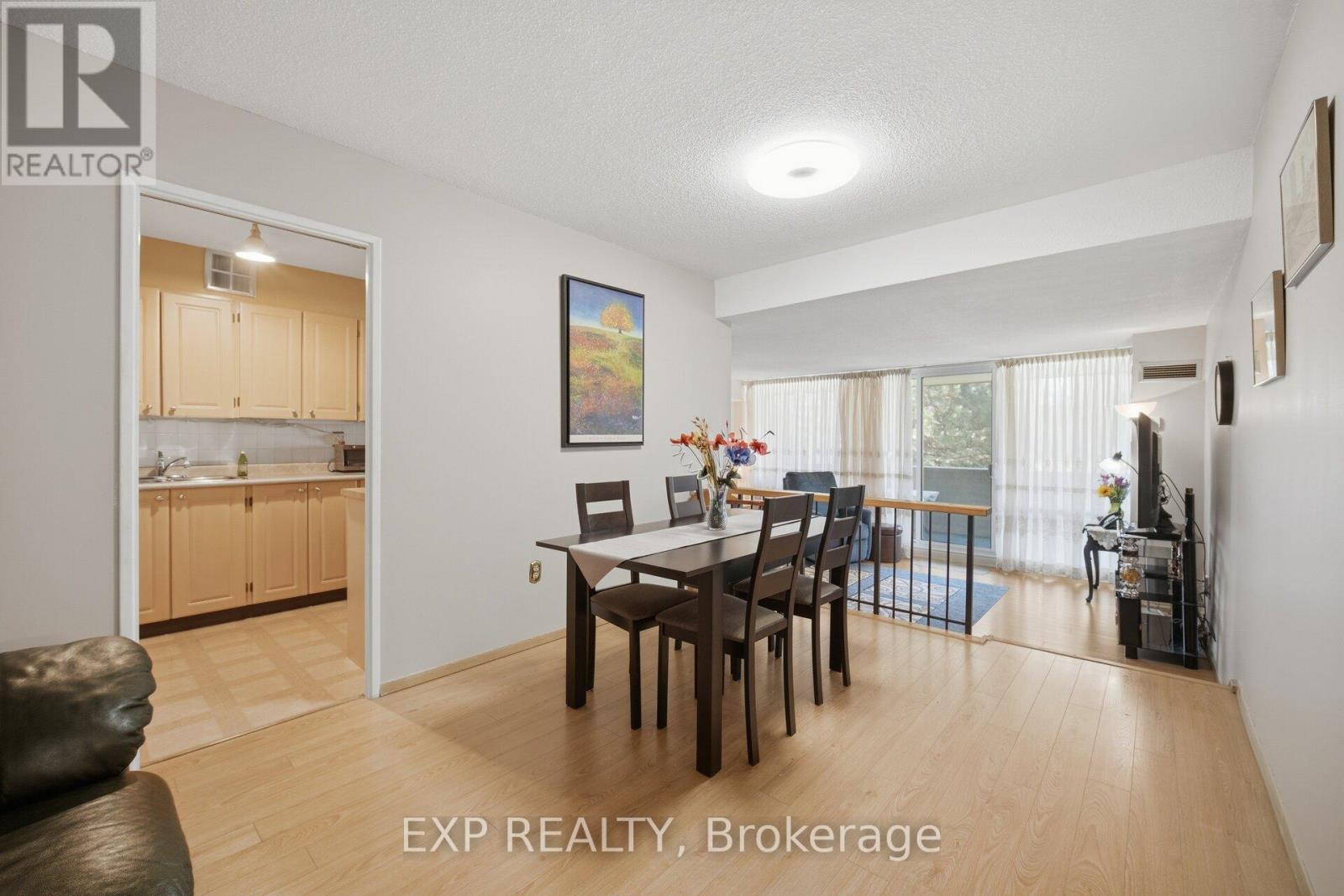 205 - 270 Scarlett Road, Toronto, Ontario  M6N 4X7 - Photo 8 - W13119028
