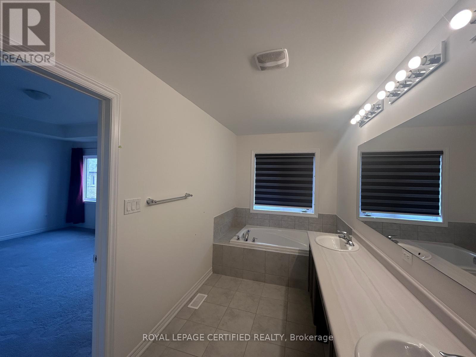 3948 Thomas Alton Boulevard, Burlington, Ontario  L7M 2A4 - Photo 11 - W13119050