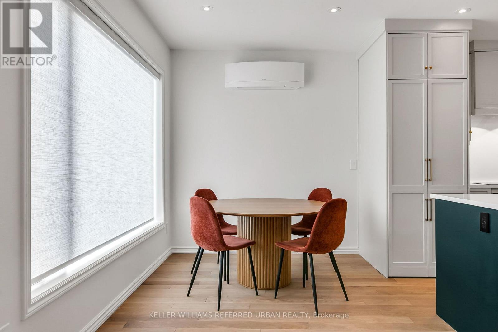 101r Pendrith Street, Toronto, Ontario  M6G 1R8 - Photo 17 - W13119052