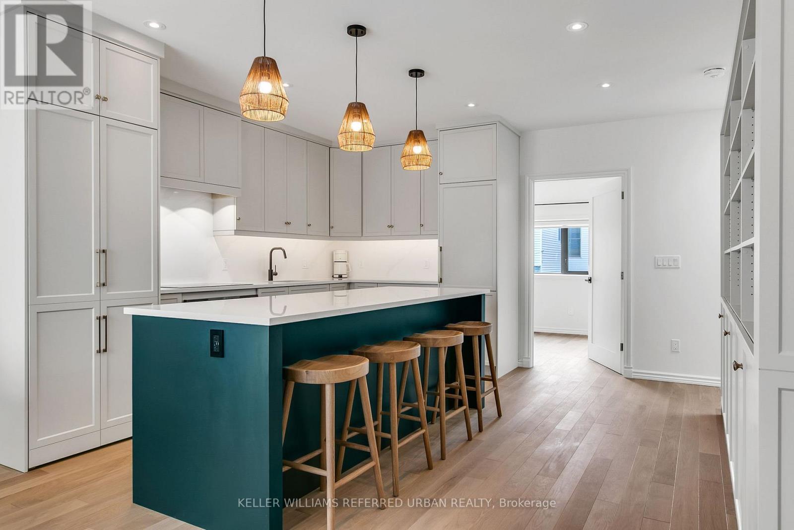 101r Pendrith Street, Toronto, Ontario  M6G 1R8 - Photo 20 - W13119052