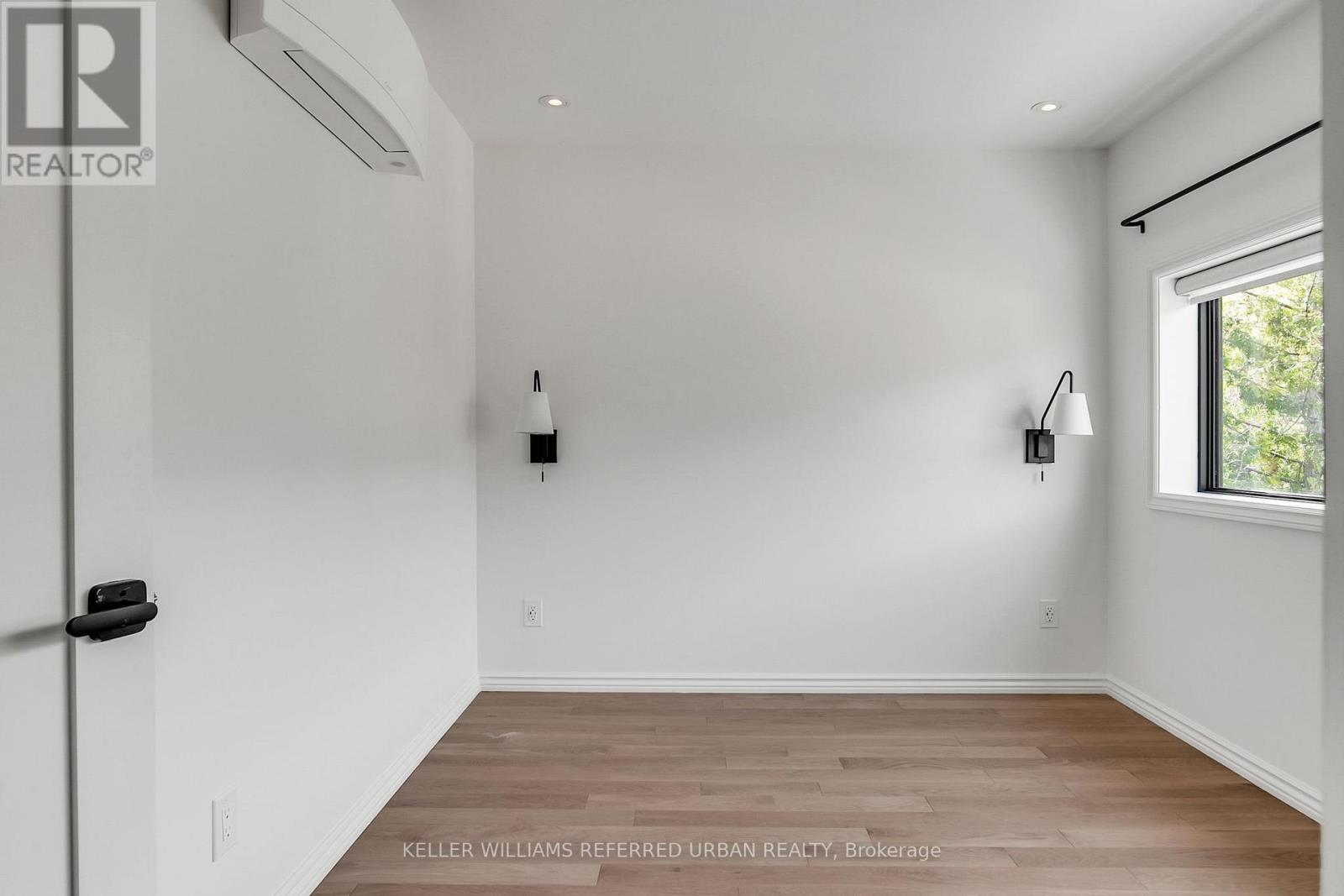 101r Pendrith Street, Toronto, Ontario  M6G 1R8 - Photo 31 - W13119052