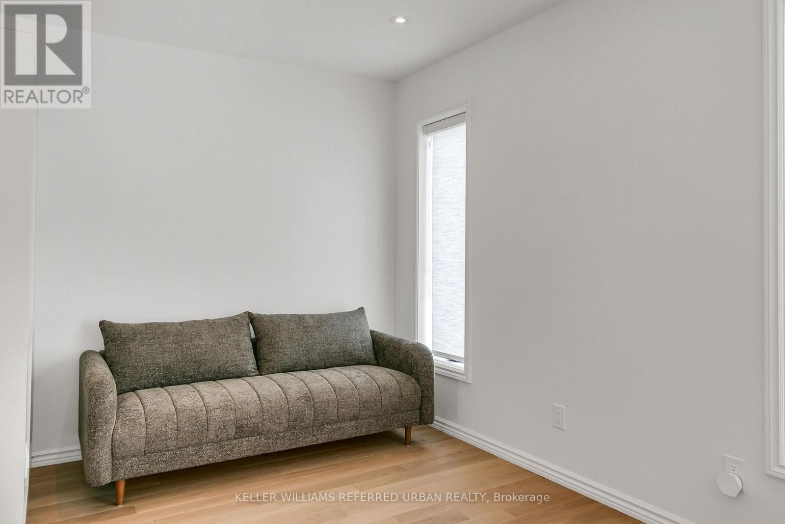 101r Pendrith Street, Toronto, Ontario  M6G 1R8 - Photo 9 - W13119052