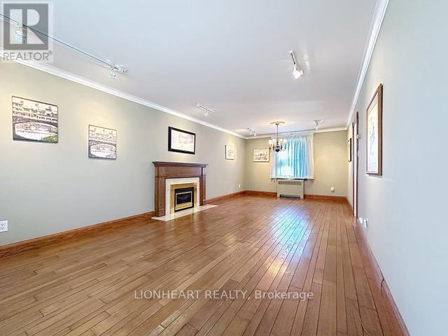 1475 Garnet Avenue, Mississauga, Ontario  L5G 4C5 - Photo 6 - W13119148