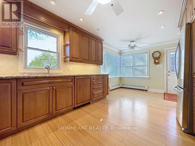 1475 Garnet Avenue, Mississauga, Ontario  L5G 4C5 - Photo 7 - W13119148