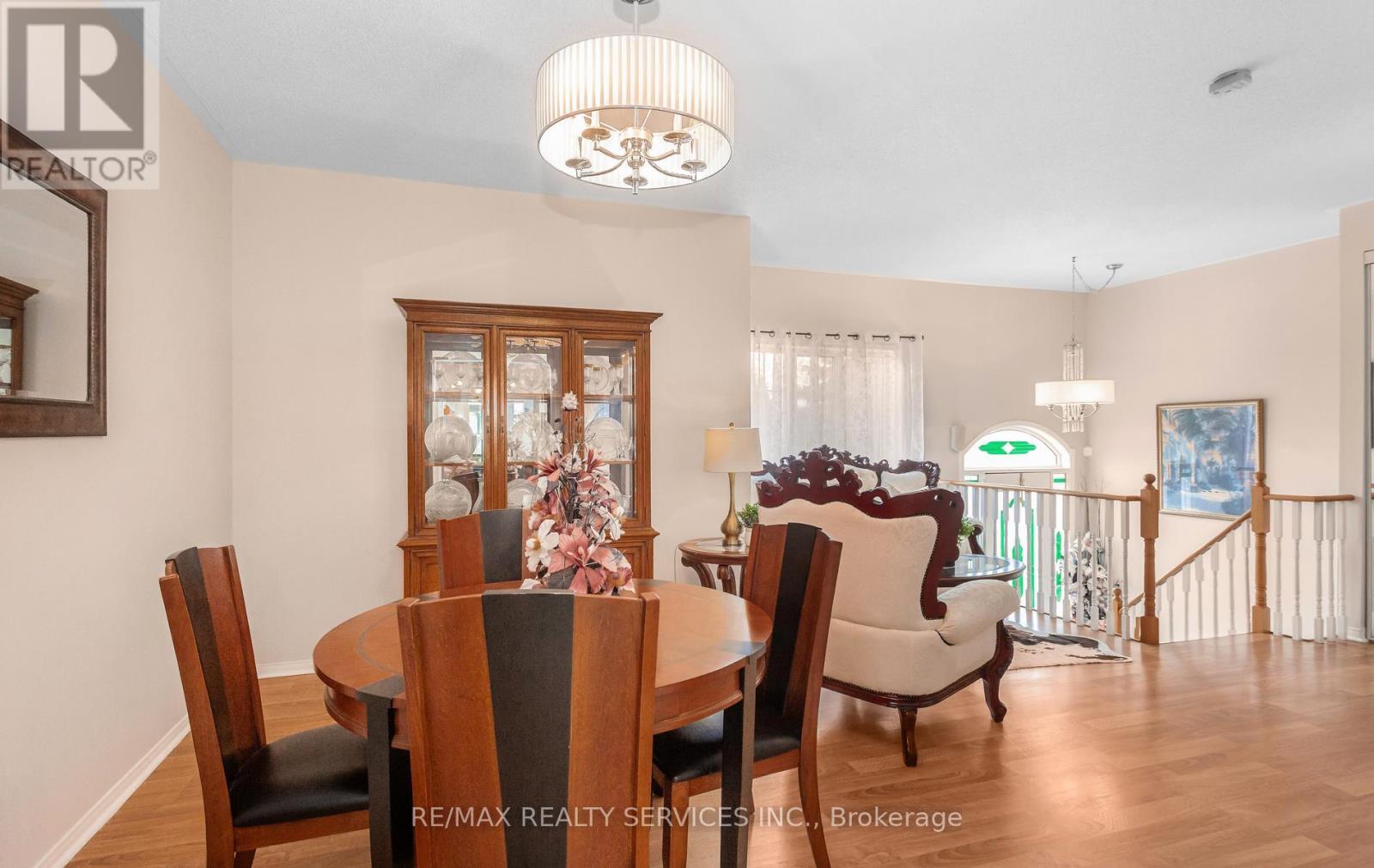 836 Avocado Crescent, Mississauga, Ontario  L5W 1K4 - Photo 14 - W13119166