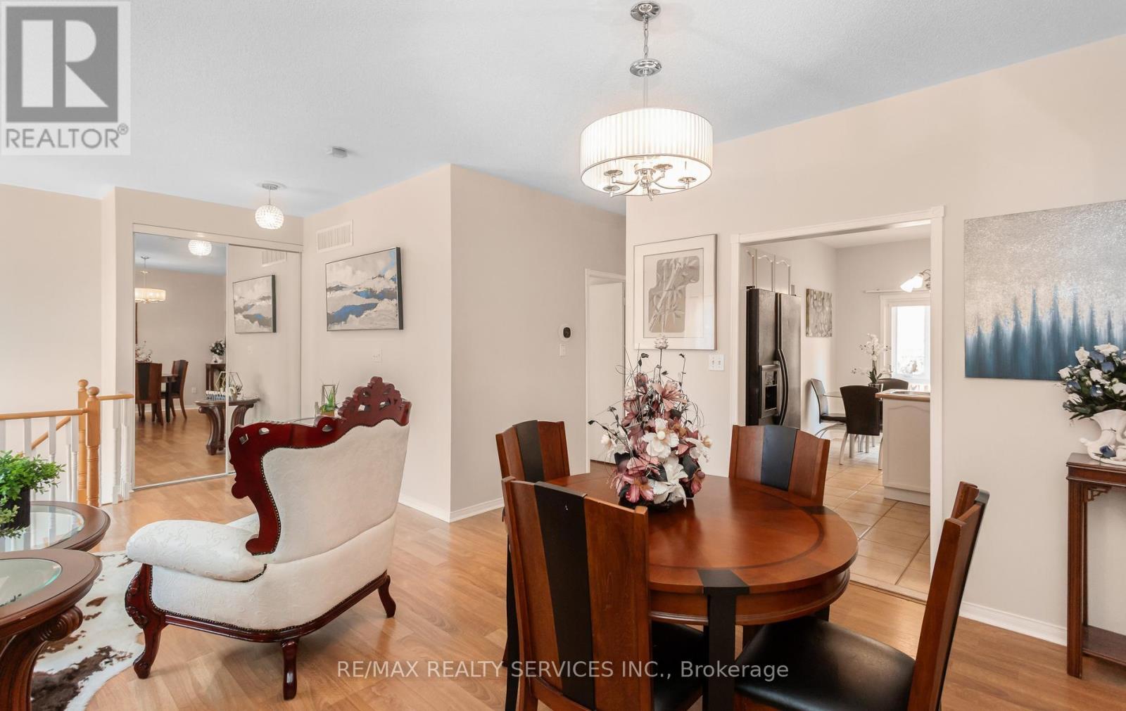 836 Avocado Crescent, Mississauga, Ontario  L5W 1K4 - Photo 16 - W13119166