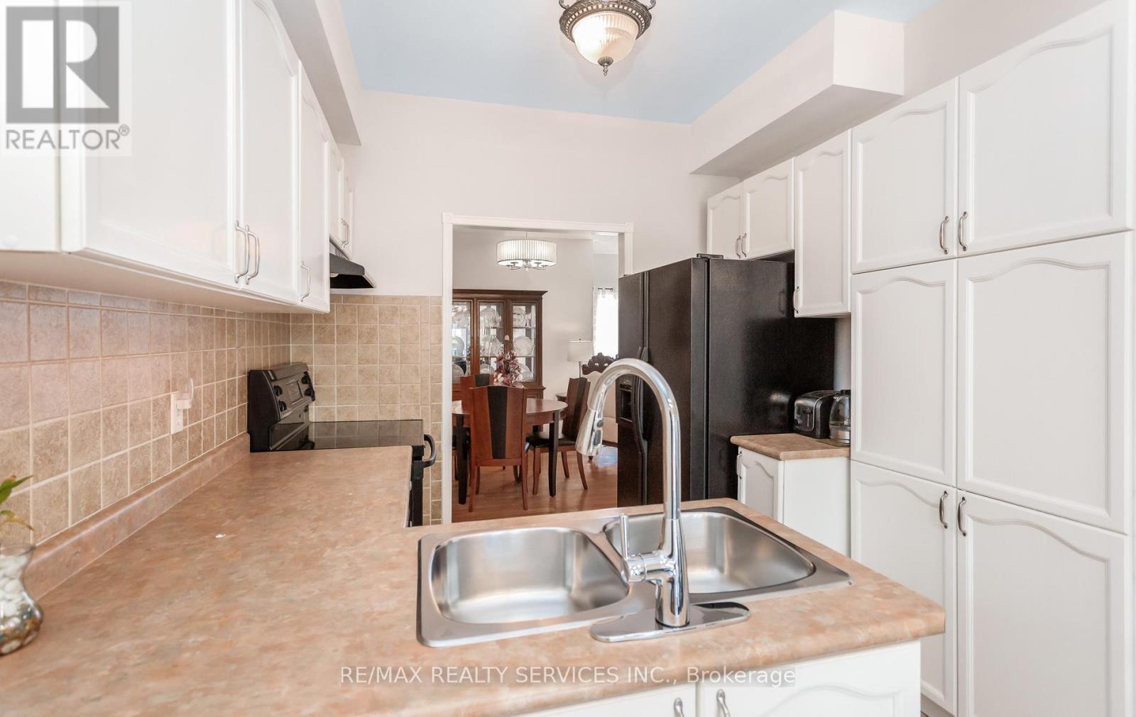 836 Avocado Crescent, Mississauga, Ontario  L5W 1K4 - Photo 25 - W13119166