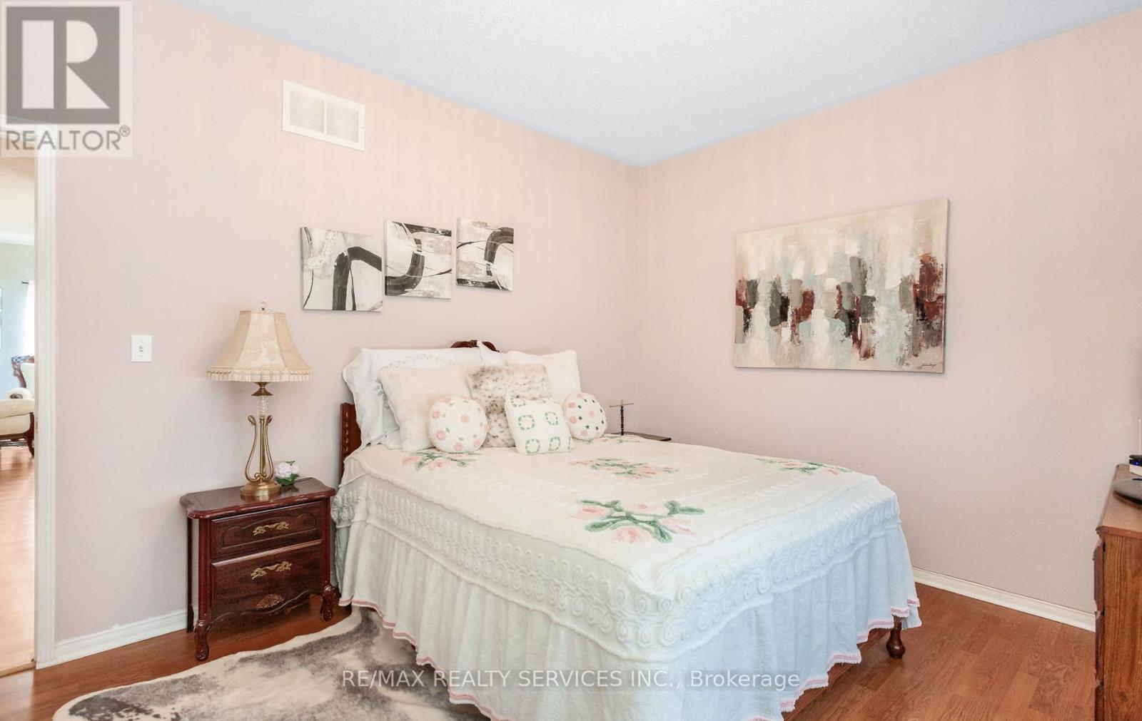 836 Avocado Crescent, Mississauga, Ontario  L5W 1K4 - Photo 27 - W13119166