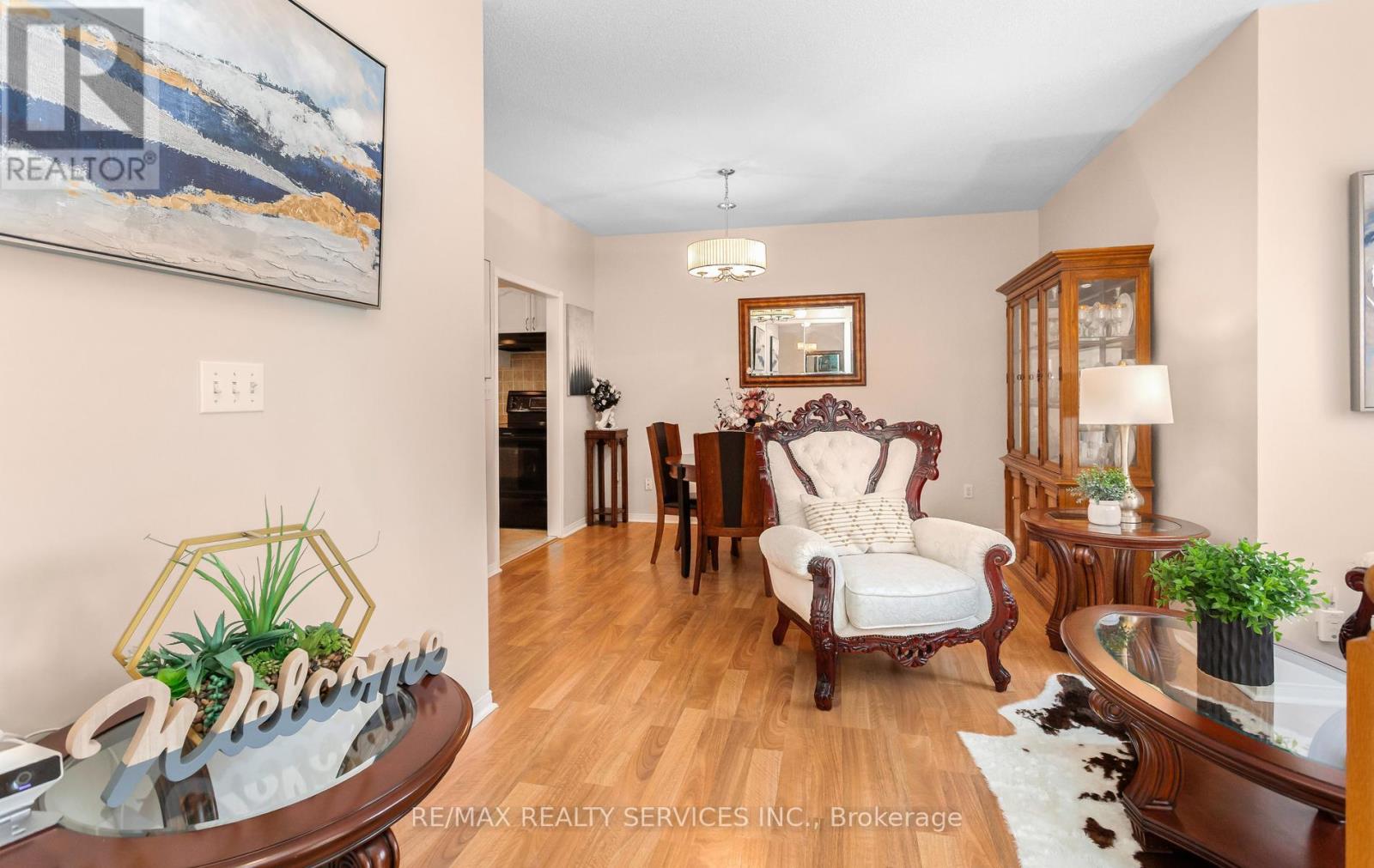 836 Avocado Crescent, Mississauga, Ontario  L5W 1K4 - Photo 8 - W13119166