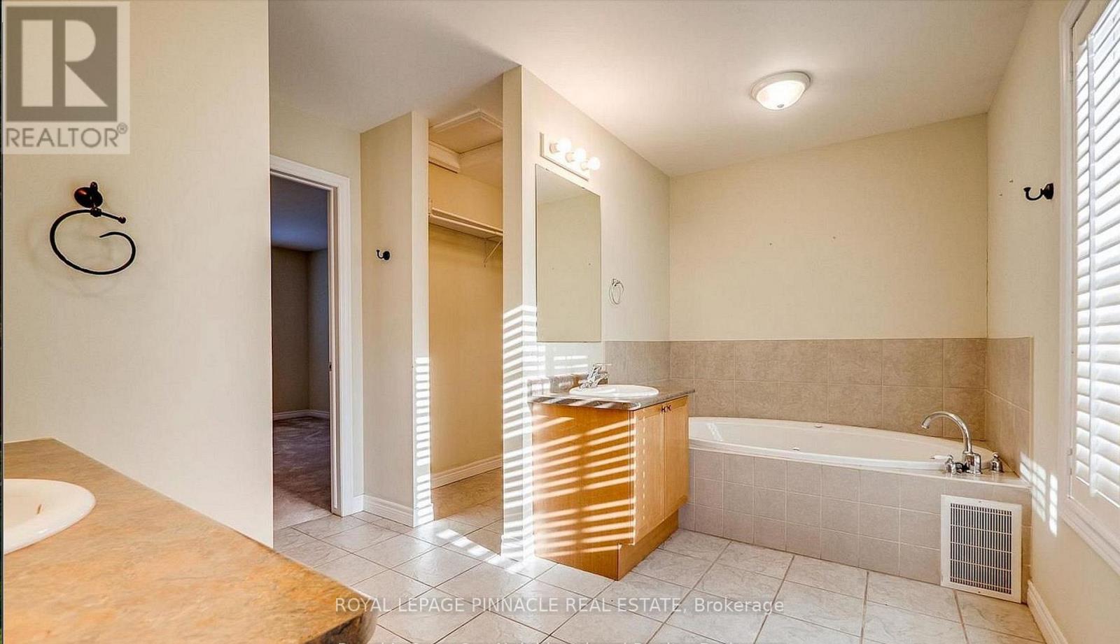51 Main Street N, Milton, Ontario  L0P 1B0 - Photo 19 - W13119194