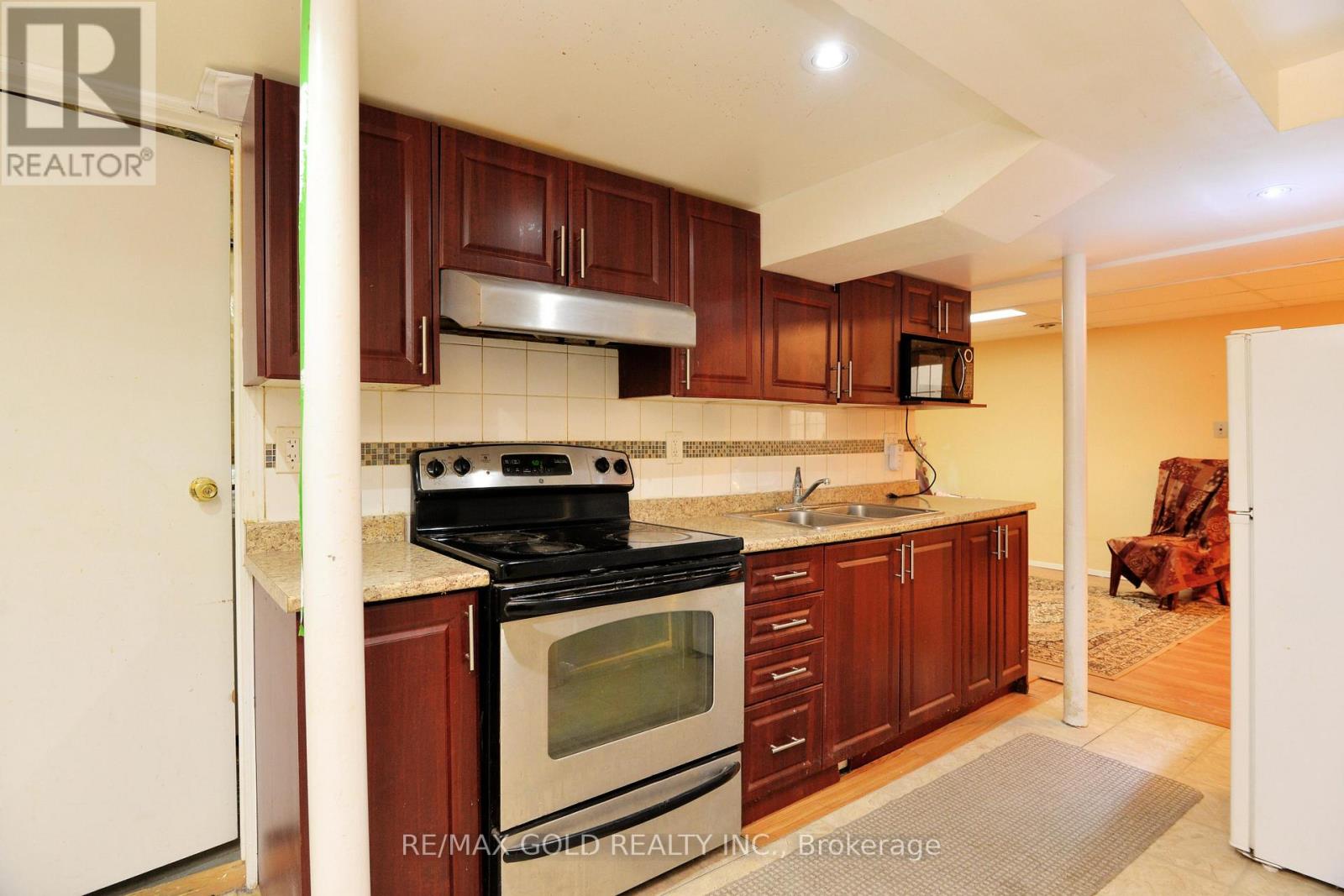 Bsmt - 9 Ravenswood Drive, Brampton, Ontario  L6Y 3Y5 - Photo 6 - W13119206