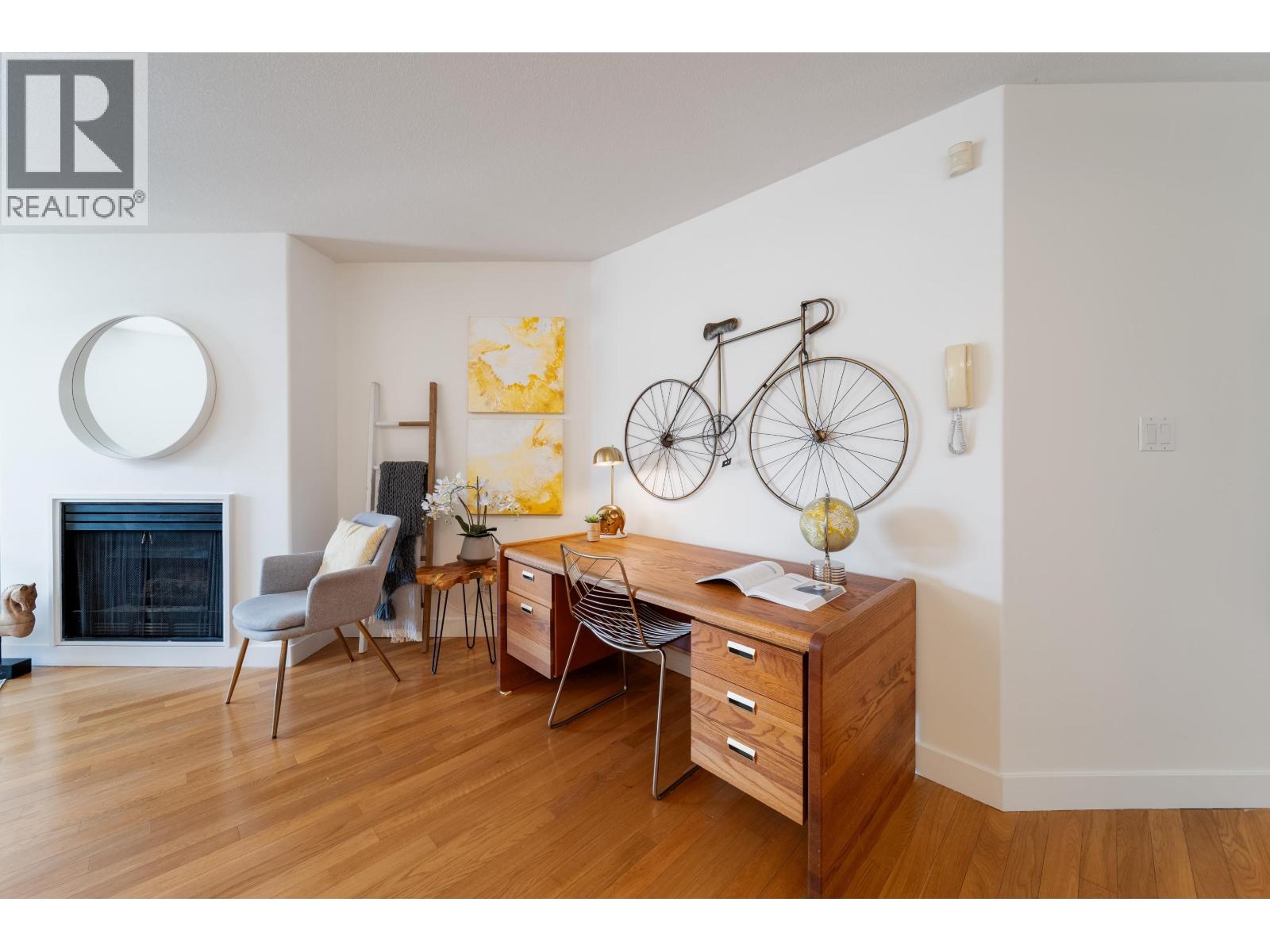 209 3131 Main Street, Vancouver, British Columbia V5T 3G8 - Photo 3 - R3122582
