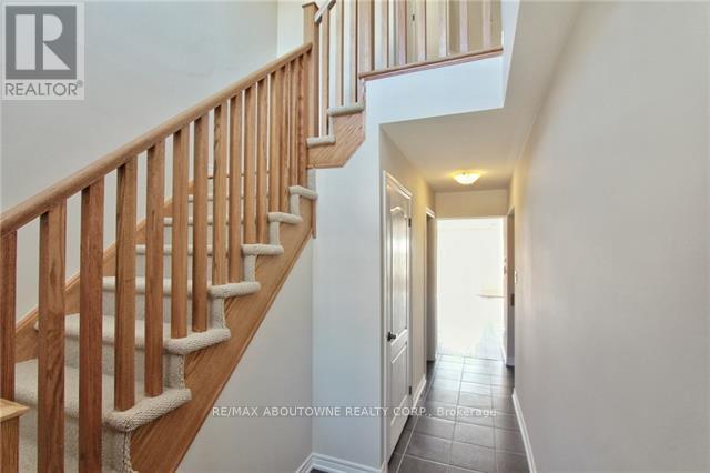 81 Pettitt Drive, Guelph, Ontario  N1E 0M2 - Photo 2 - X13119046