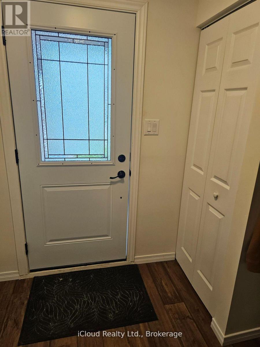 458 Misty Crescent, Kitchener, Ontario  N2B 3V6 - Photo 5 - X13119062