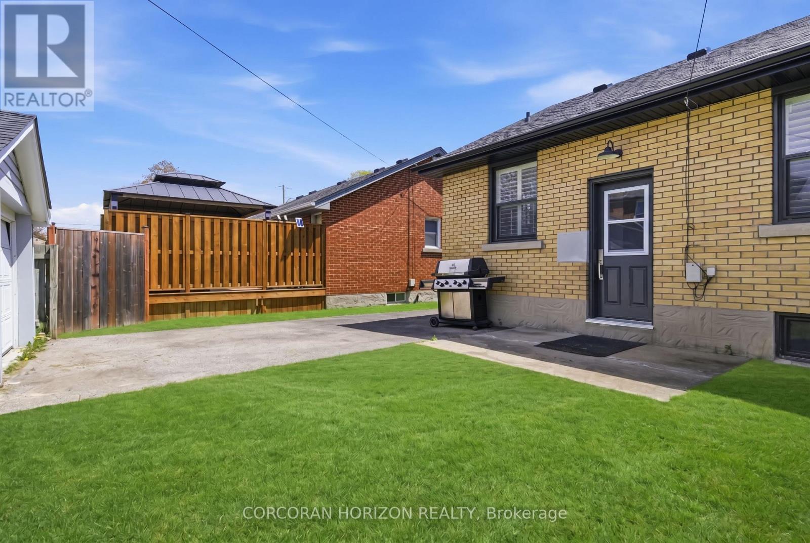 66 Heather Avenue, Kitchener, Ontario  N2B 1M1 - Photo 32 - X13119102