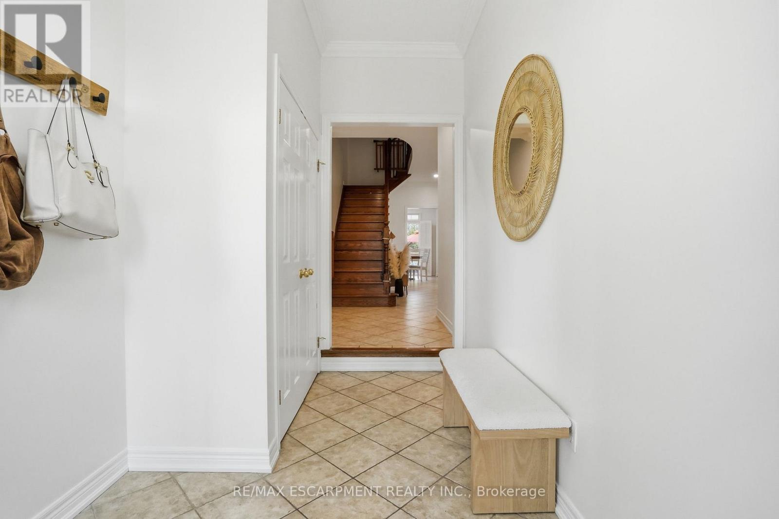 20 Commando Court, Hamilton, Ontario  L0R 2H6 - Photo 4 - X13119142
