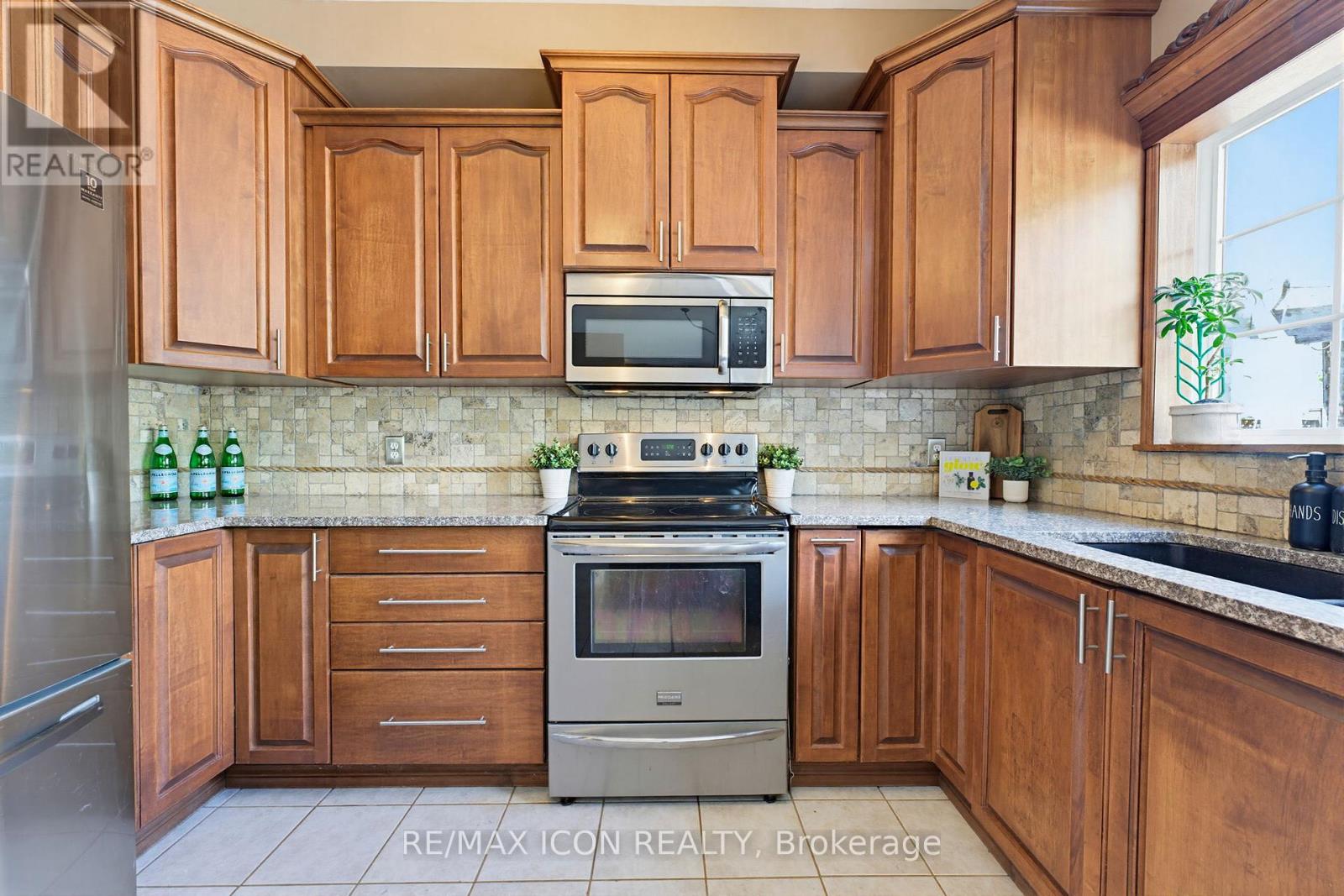 29 Watson Crescent, North Dumfries, Ontario  N0B 1E0 - Photo 11 - X13119254
