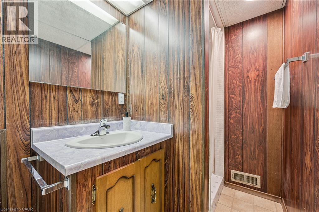 335 Marlowe Drive, Waterloo, Ontario  N2L 5A5 - Photo 28 - 40829301